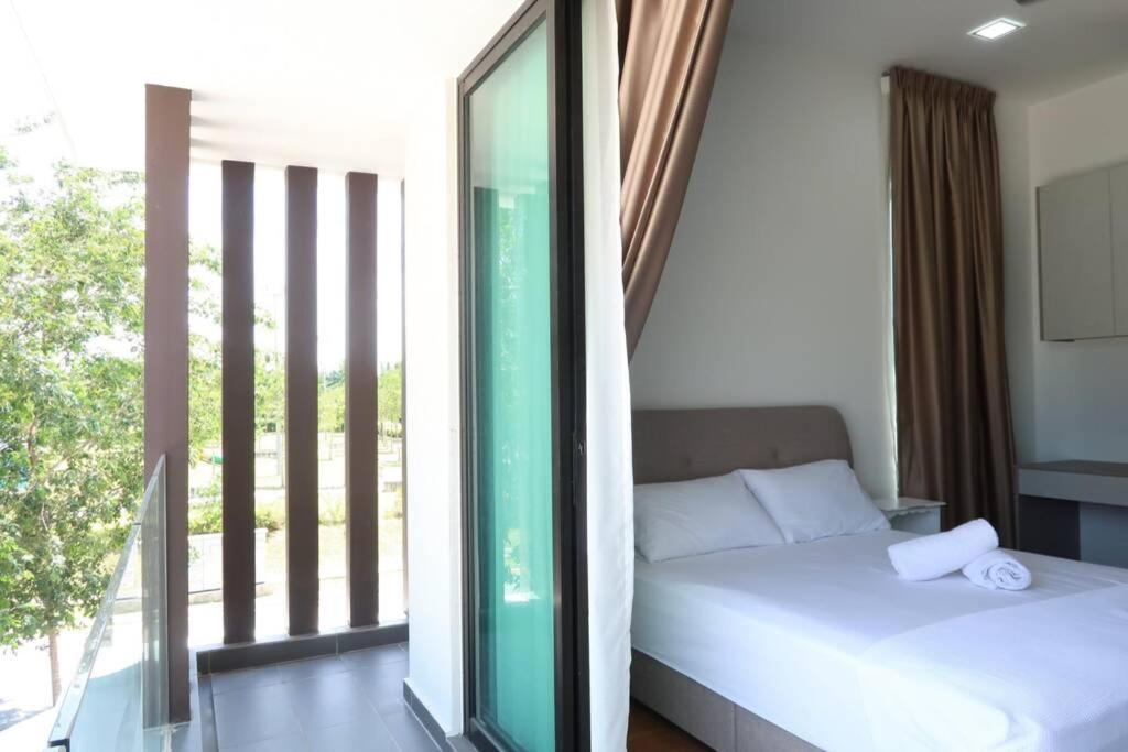 Promo Private Luxurious Nilai Vacation Home Exterior foto